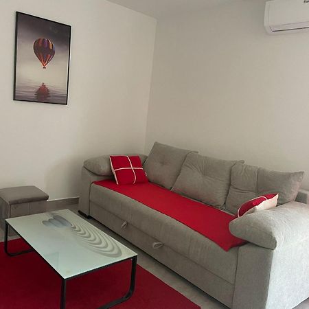 Apartmani Mateja Каштела Экстерьер фото